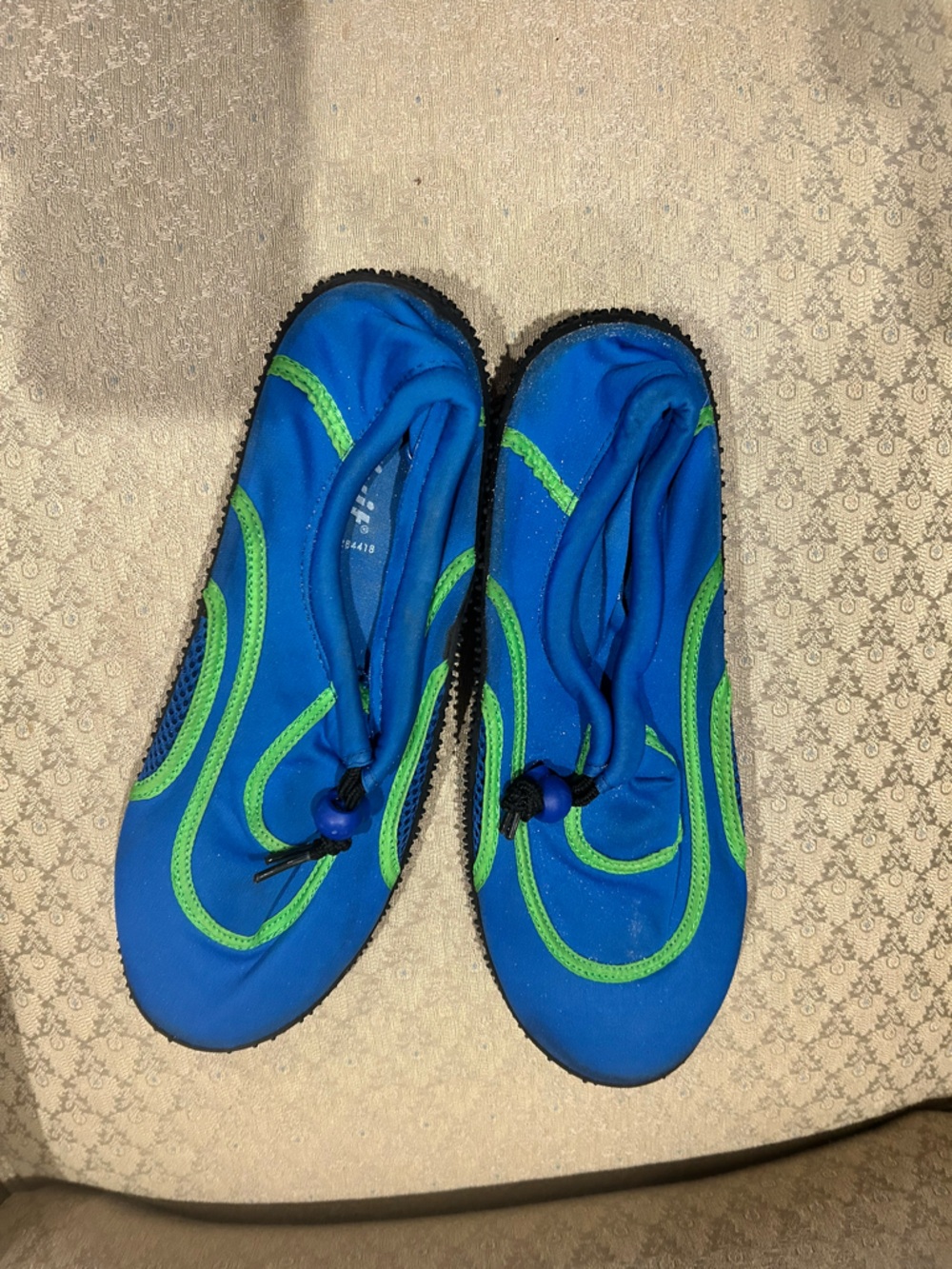 Men's water shoes size 11